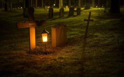 Parkowanie przy cmentarzu — czyli jak uniknąć stłuczki?